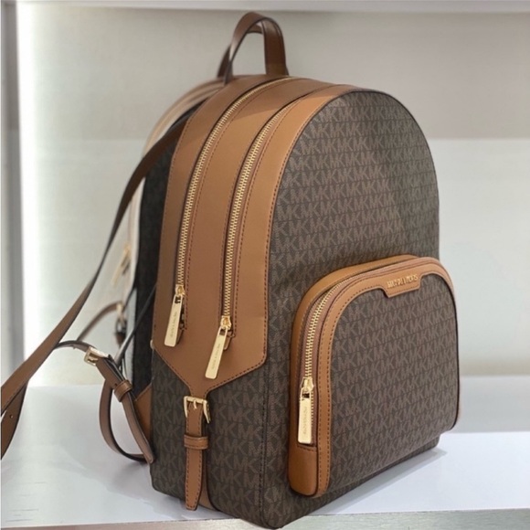 Michael Kors Large Jaycee Backpack Brown - Picture 8 of 11